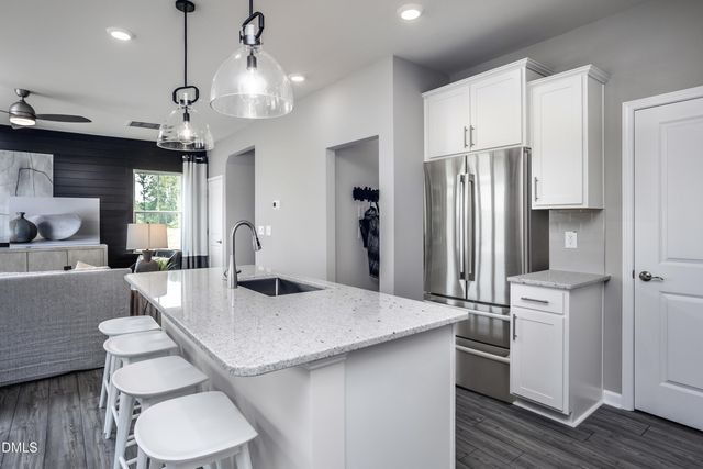 279 Ravenscraig Park Place, Raleigh, NC 27603