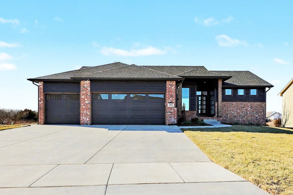 3259 N Bedford St, Wichita, KS 67226