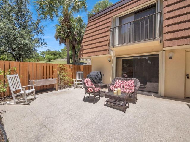 3038 30th Court, Jupiter, FL 33477