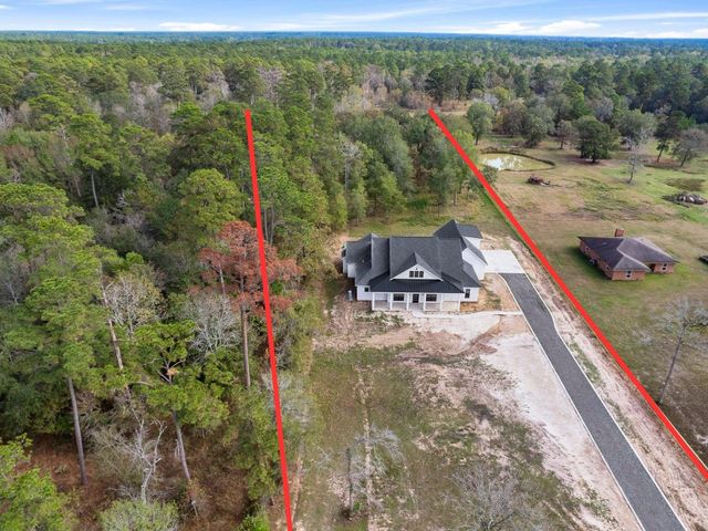 32648 Dobbin Huffsmith Road, Magnolia, TX 77354