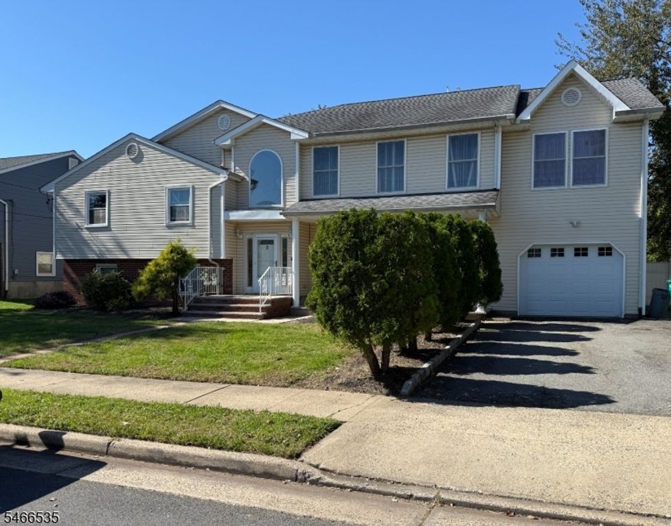 3 Charles Ct, Edison Twp., NJ 08820 — exterior