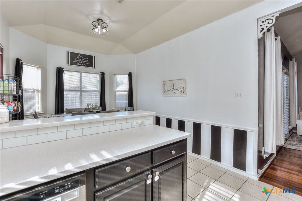 Image 13 of property listing at 4714 Buckskin Trail, Temple, TX 76502