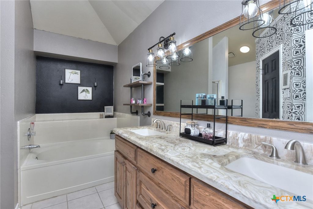 Image 19 of property listing at 4714 Buckskin Trail, Temple, TX 76502