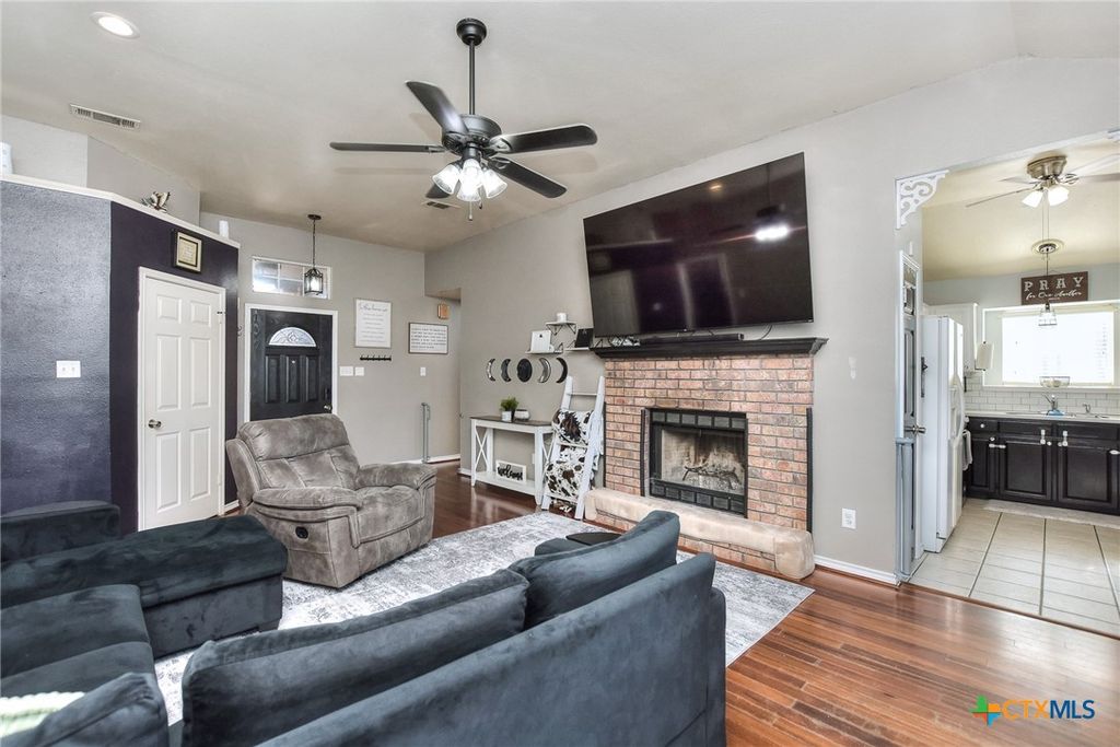 Image 7 of property listing at 4714 Buckskin Trail, Temple, TX 76502