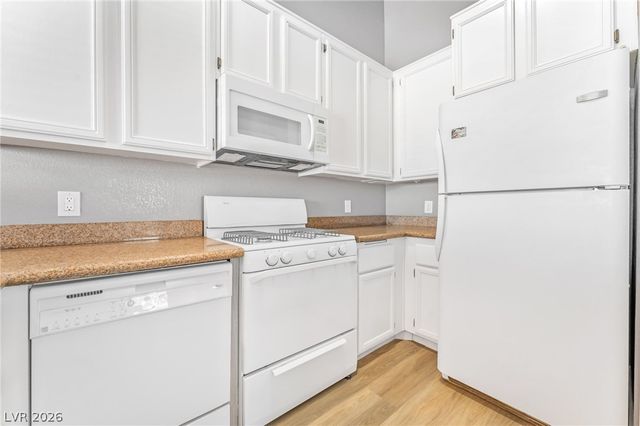 3318 North Decatur Boulevard 2152, Las Vegas, NV 89130