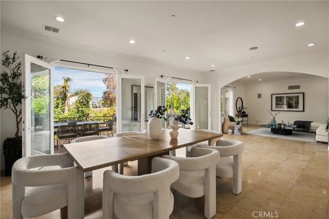 13045 Greenleaf Street, Studio City, CA 91604