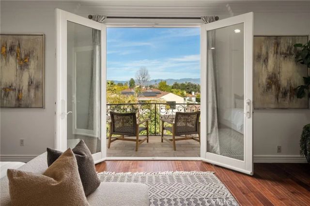 13045 Greenleaf Street, Studio City, CA 91604