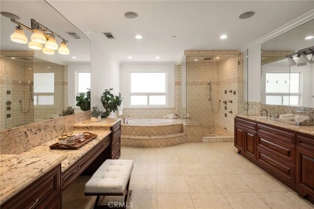 13045 Greenleaf Street, Studio City, CA 91604