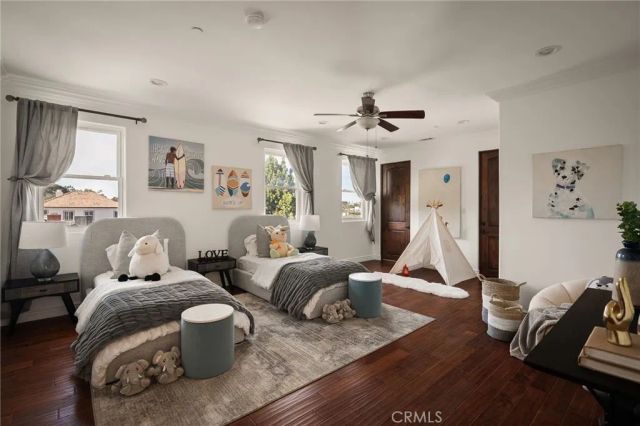 13045 Greenleaf Street, Studio City, CA 91604