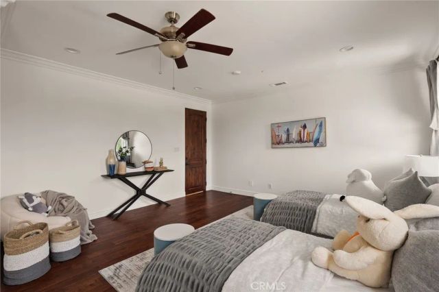 13045 Greenleaf Street, Studio City, CA 91604