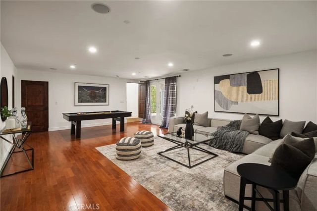 13045 Greenleaf Street, Studio City, CA 91604