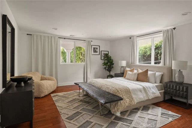 13045 Greenleaf Street, Studio City, CA 91604