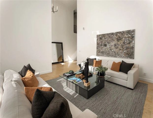 13045 Greenleaf Street, Studio City, CA 91604