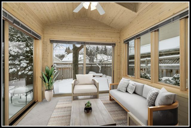 15635 16th Place N, Plymouth, MN 55447