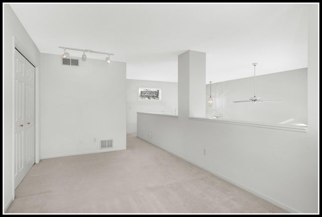 15635 16th Place N, Plymouth, MN 55447