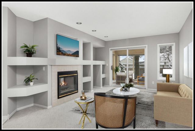 15635 16th Place N, Plymouth, MN 55447