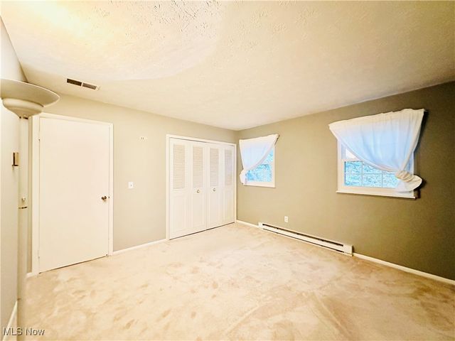 8300 Deepwood Boulevard 8, Mentor, OH 44060