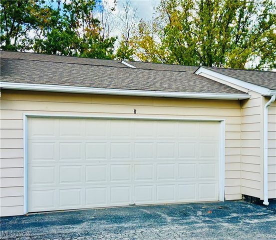 8300 Deepwood Boulevard 8, Mentor, OH 44060