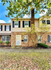 8300 Deepwood Boulevard 8, Mentor, OH 44060