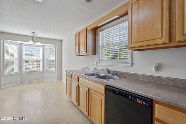 1966 Jeffrey Stokes Drive NE, Leland, NC 28451