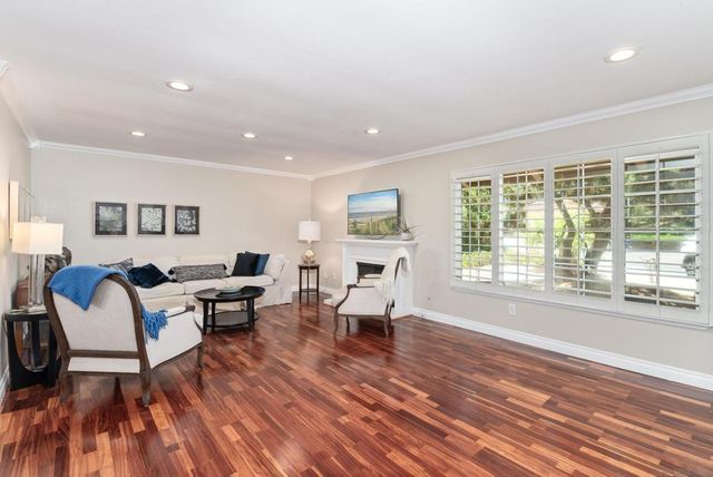 17525 Plaza Gitana, San Diego, CA 92128