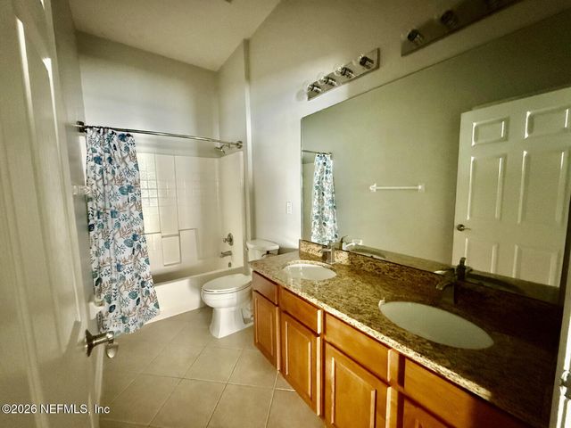 1084 CANDLEBARK Drive, Jacksonville, FL 32225