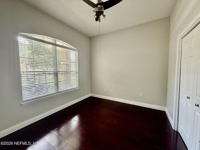 1084 CANDLEBARK Drive, Jacksonville, FL 32225