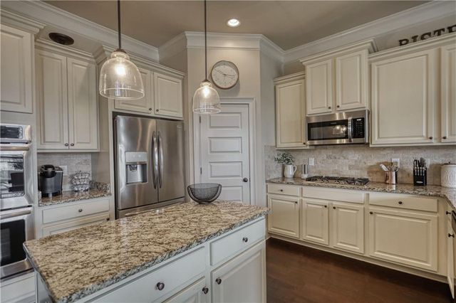 3323 Shoals Ridge Drive, Dacula, GA 30019