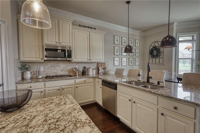 3323 Shoals Ridge Drive, Dacula, GA 30019