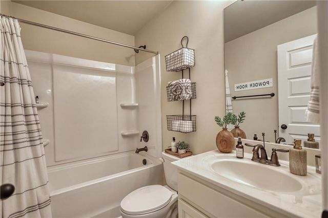 3323 Shoals Ridge Drive, Dacula, GA 30019