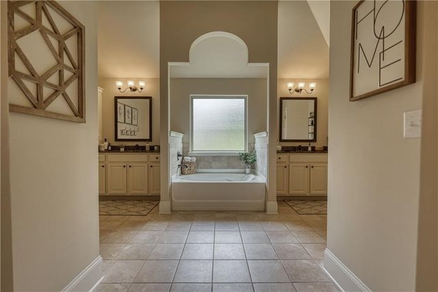 3323 Shoals Ridge Drive, Dacula, GA 30019