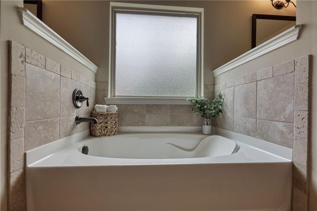 3323 Shoals Ridge Drive, Dacula, GA 30019