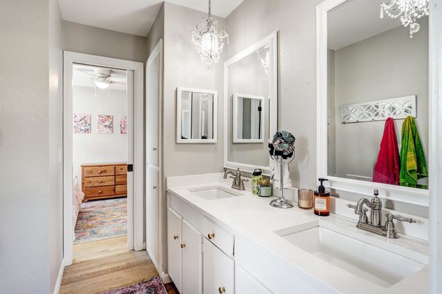 7542 BEAR CANYON Road NE, Albuquerque, NM 87109