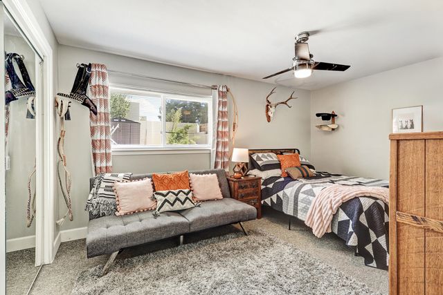 7542 BEAR CANYON Road NE, Albuquerque, NM 87109