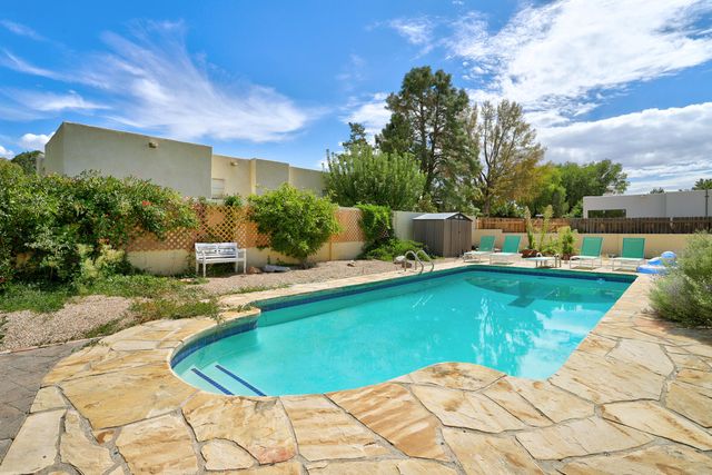 7542 BEAR CANYON Road NE, Albuquerque, NM 87109