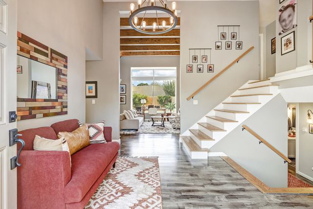 7542 BEAR CANYON Road NE, Albuquerque, NM 87109