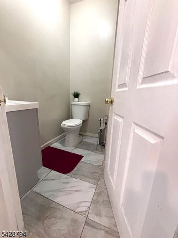 104 W 18Th St, Linden City, NJ 07036
