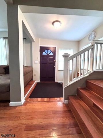 104 W 18Th St, Linden City, NJ 07036