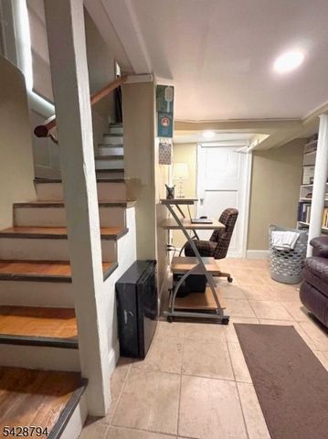 104 W 18Th St, Linden City, NJ 07036