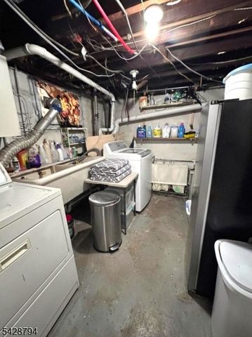 104 W 18Th St, Linden City, NJ 07036