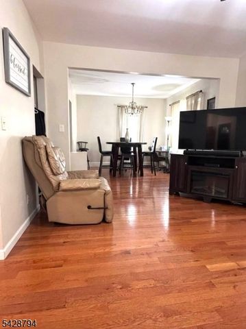 104 W 18Th St, Linden City, NJ 07036