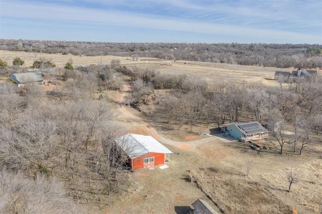 2204 NE 122nd Street, Edmond, OK 73013