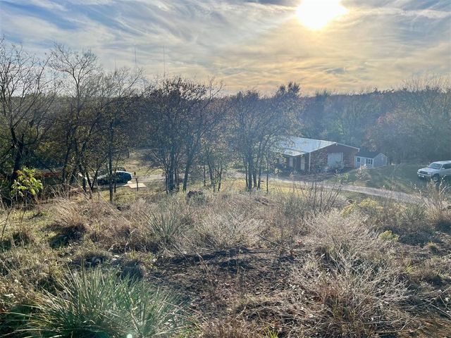 2204 NE 122nd Street, Edmond, OK 73013