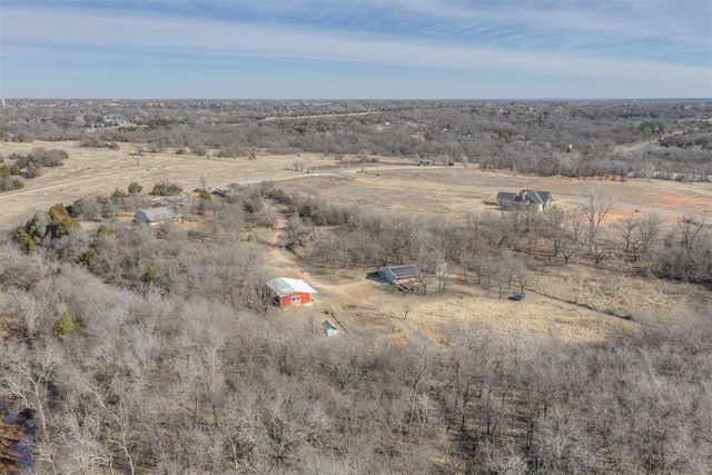 2204 NE 122nd Street, Edmond, OK 73013