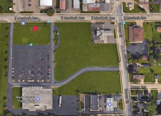 E MURDOCK AVENUE, Oshkosh, WI 54901