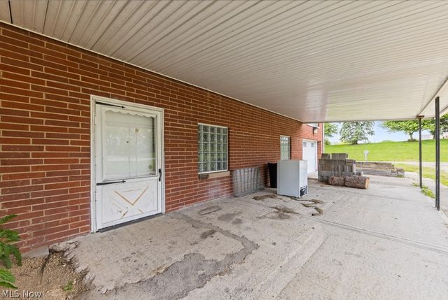 2150 Beechwood Avenue, Alliance, OH 44601
