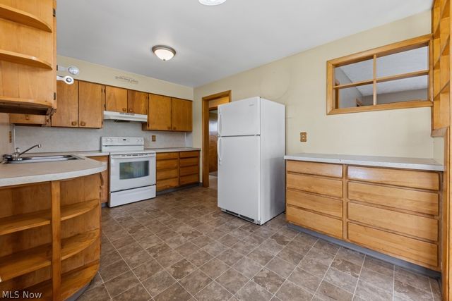 2150 Beechwood Avenue, Alliance, OH 44601