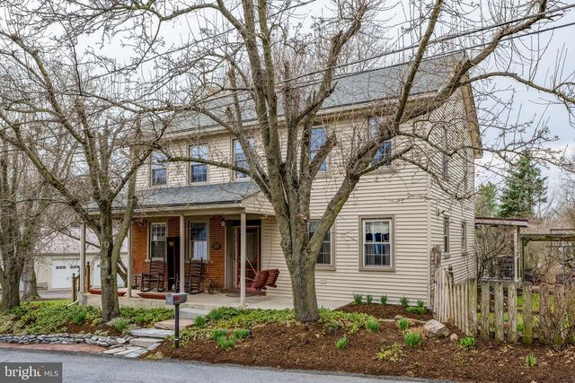 339 S MARKET ST, Newmanstown, PA 17073