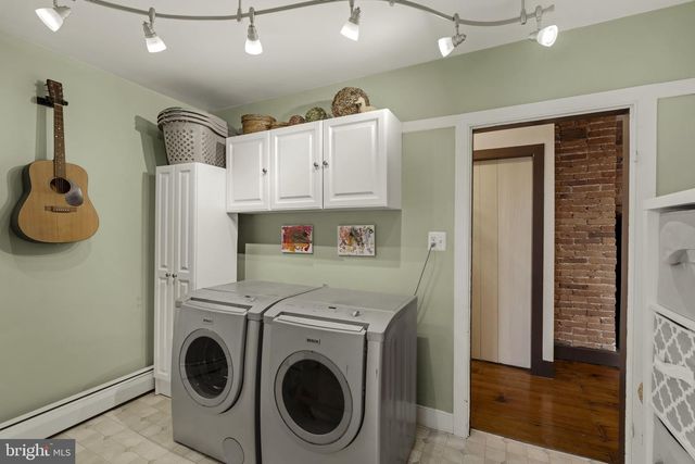 339 S MARKET ST, Newmanstown, PA 17073