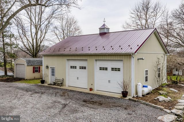 339 S MARKET ST, Newmanstown, PA 17073